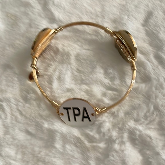 Tampa Bourbon a bowtie bangle - Picture 1 of 3